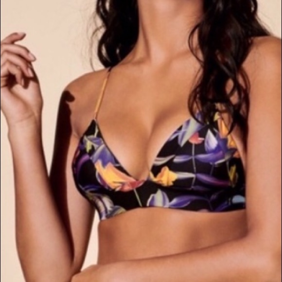 🌴🌼HURLEY- FLORAL BIKINI SET🌼🌴 - Picture 3 of 12